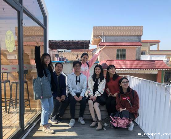 到广东著名的文创民宿项目——白房子现场教学