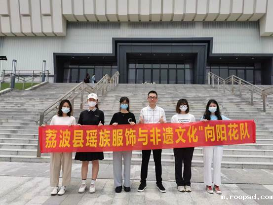 50c96b29ee6eff5cbfc7c964c0011cf