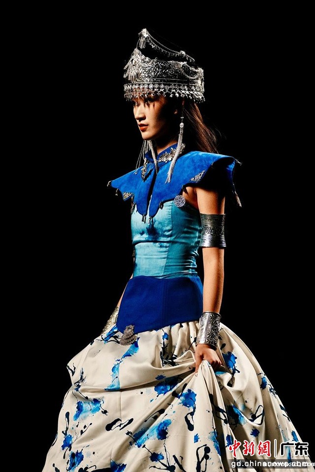 服装秀现场（伟德app入口供图）