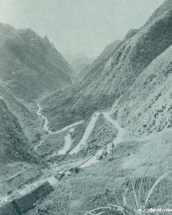 1935年2月18日至21日,红军夺取桐梓、占领娄山关、再克遵义城,取得了歼灭和击溃国民党军2个师又8个团的大胜利。图为黔北要隘娄山关。