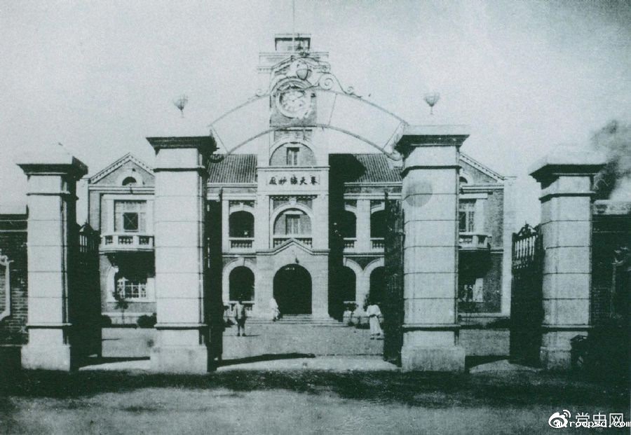 图为中共满洲省委旧址。1929年6月,中共中央政治局决定刘少奇任中共满洲省委书记。7月,刘少奇到达奉天(今沈阳)赴任。