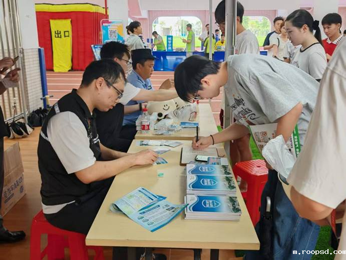 821276d63e52241d8c8b5f9f8ab3692